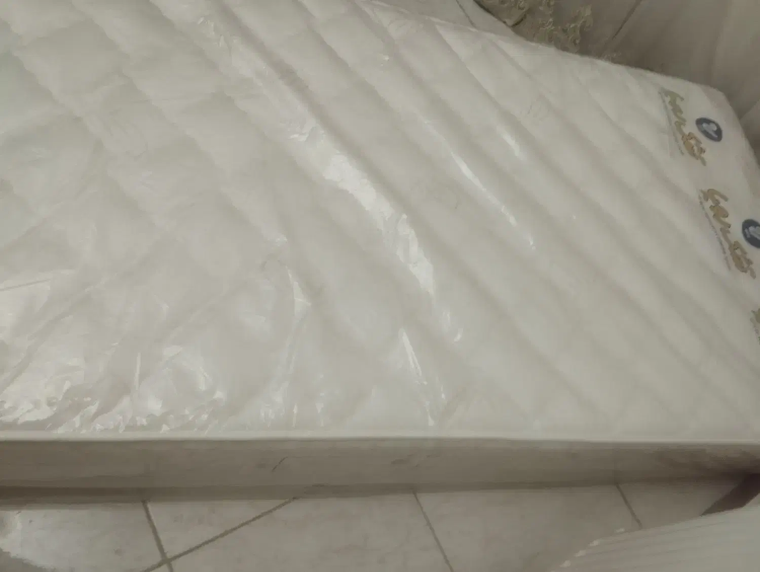 تشک رویال نو حتی مشبا روکش داره|تشک تختخواب|گلستان (تهران), |دیوار