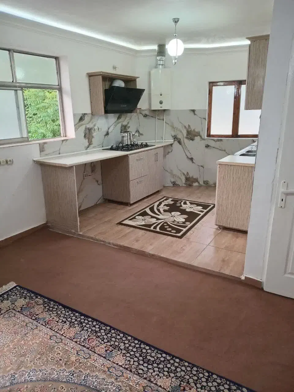 اجاره روزانه الان آماده پذیرایی|اجارهٔ کوتاه‌مدت آپارتمان و سوئیت|رشت, کوی فکوری|دیوار