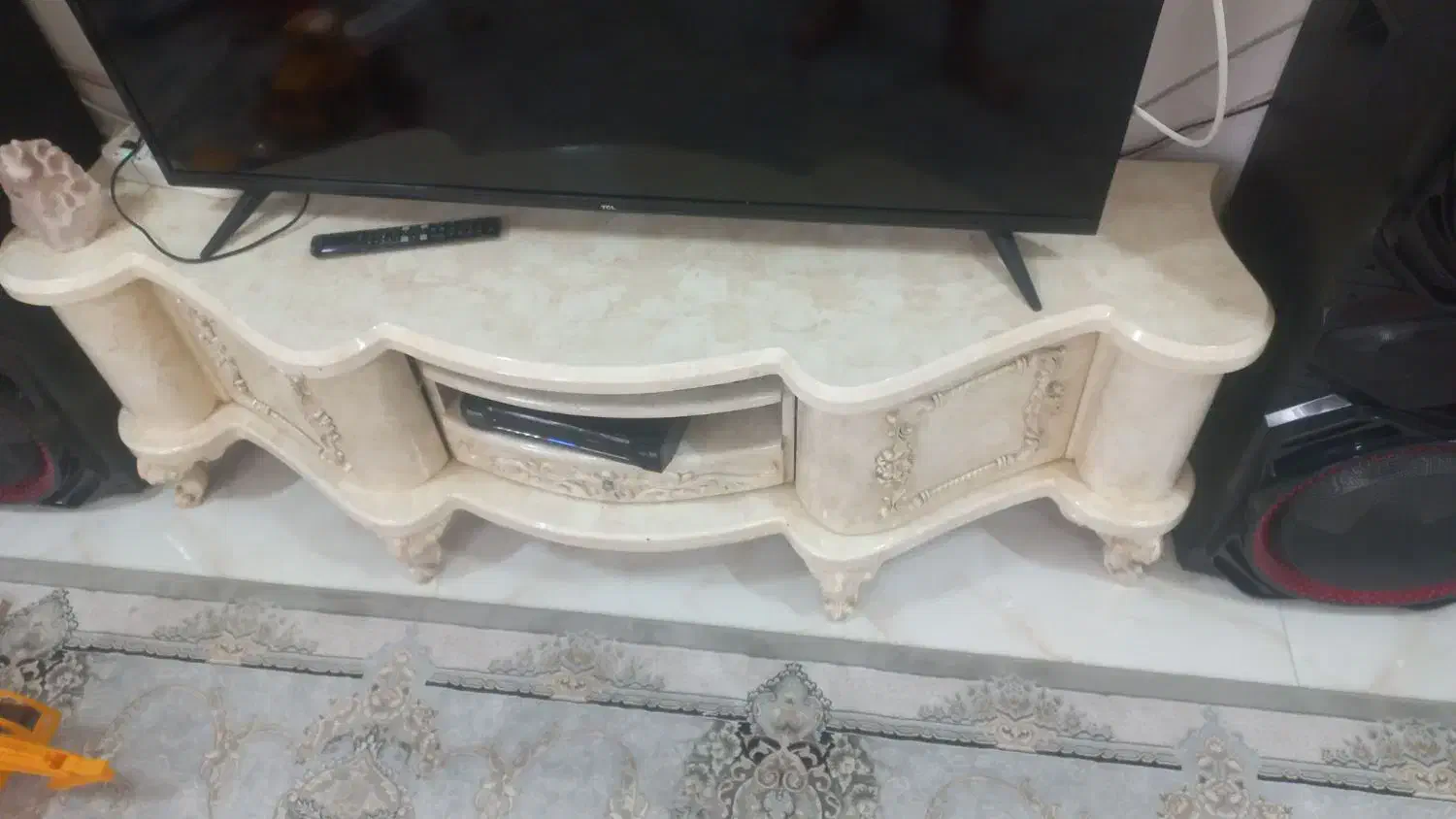 میزتلوزیون چوبی بزرگ|میز تلویزیون|شریف‌آباد, |دیوار