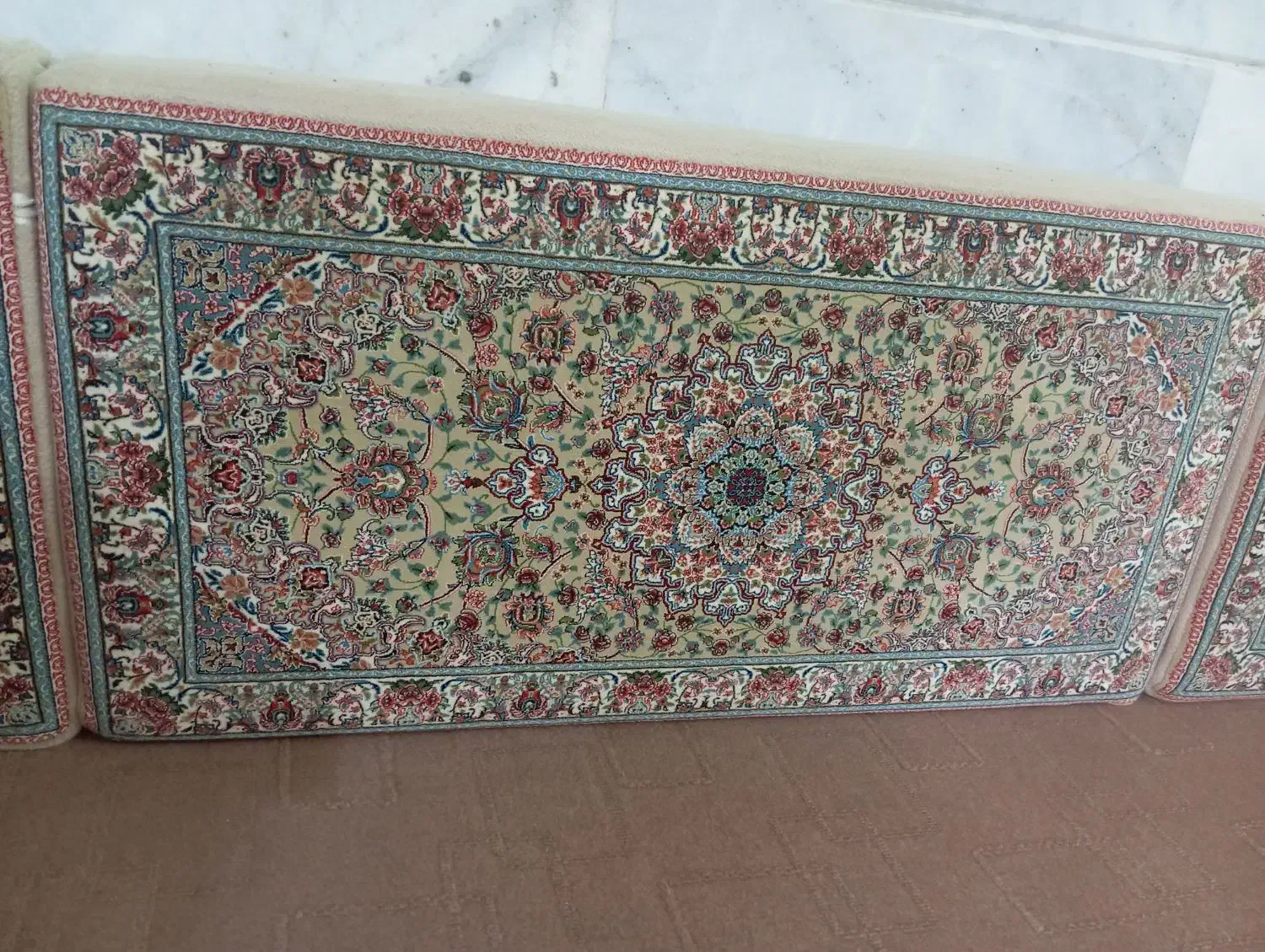 پشتی|پشتی|سبزوار, قلعهنو دهزار|دیوار