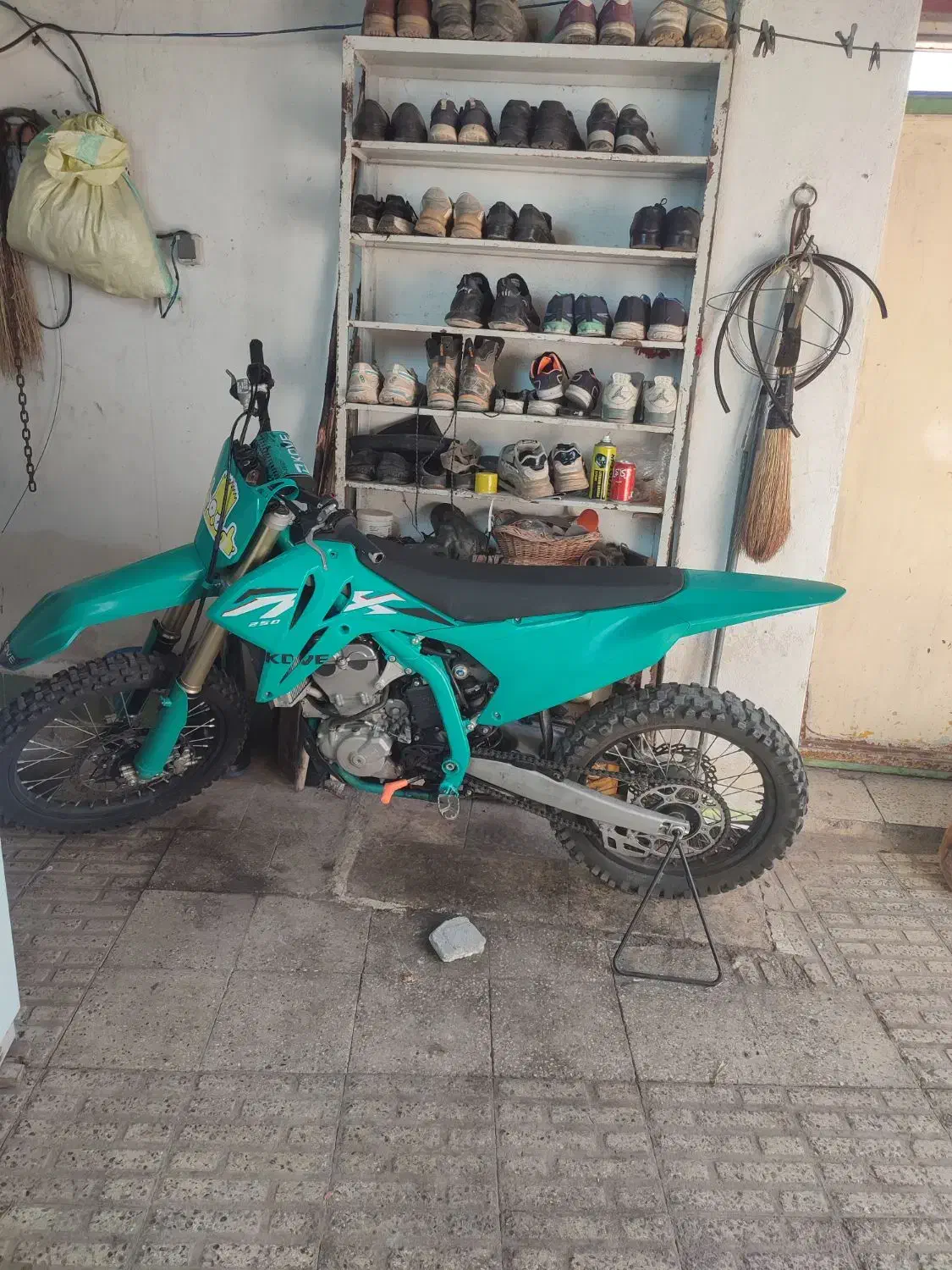 موتور کراس|موتورسیکلت|رودبار, |دیوار