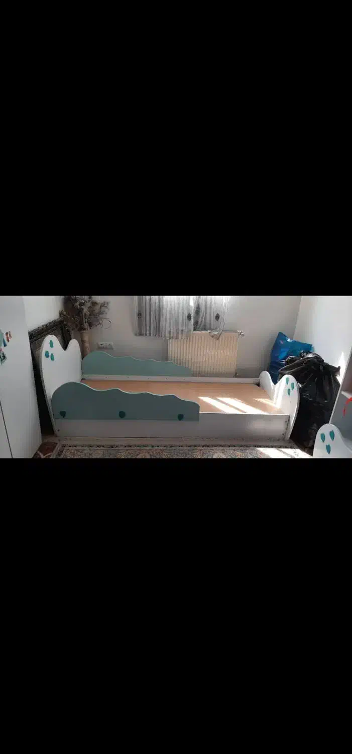 تخت خواب نوجوان|تخت و سرویس خواب|قم, امامزاده ابراهیم|دیوار