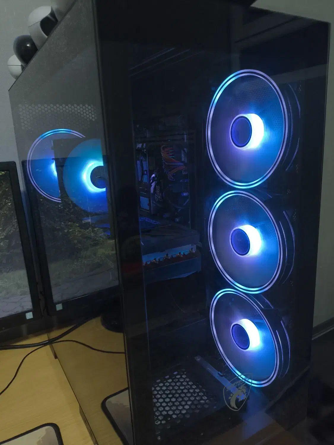 کیس گیمینگ|رایانه رومیزی|شیراز, دلجو|دیوار