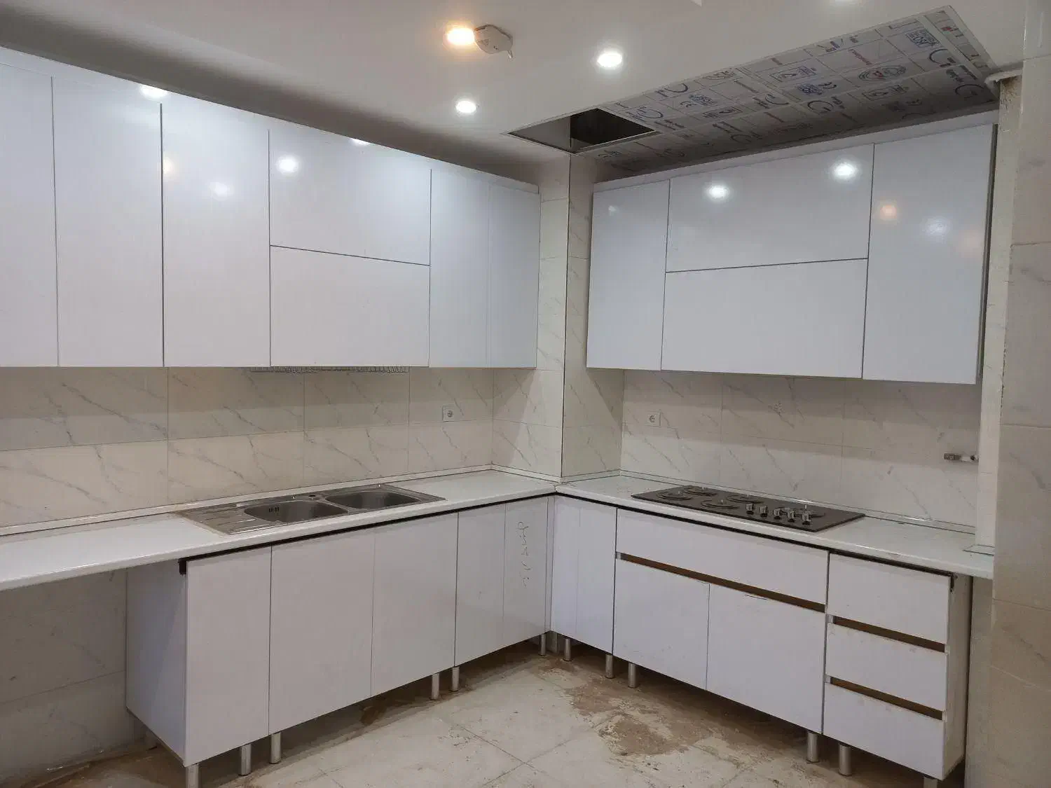 کابینت تمام MDF/ هایگلاس / ممبران نئوکلاسیک|مصالح و تجهیزات ساختمان|اصفهان, قلعه طبره|دیوار