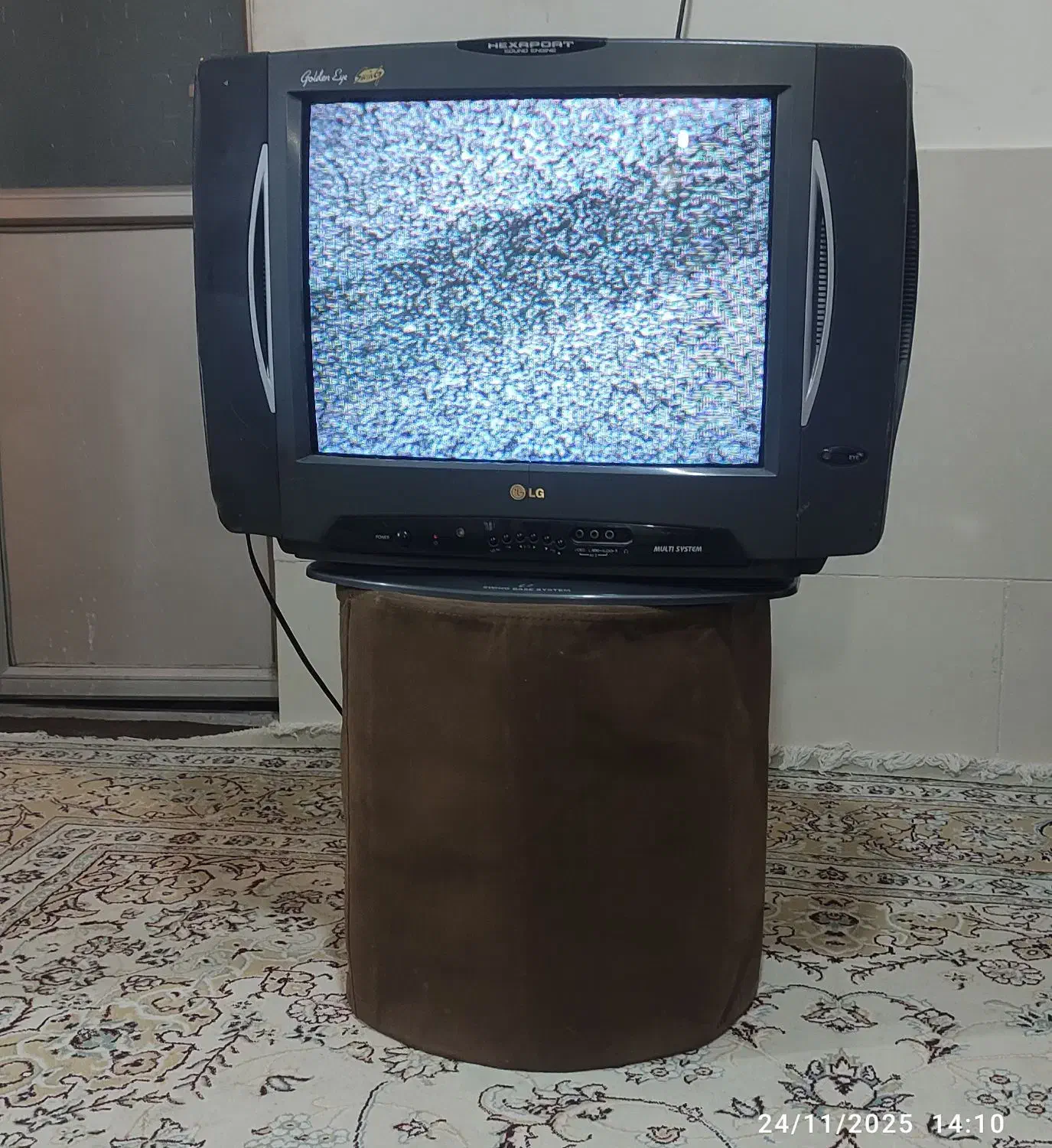 تی وی 21|تلویزیون و پروژکتور|اصفهان, سرچشمه|دیوار