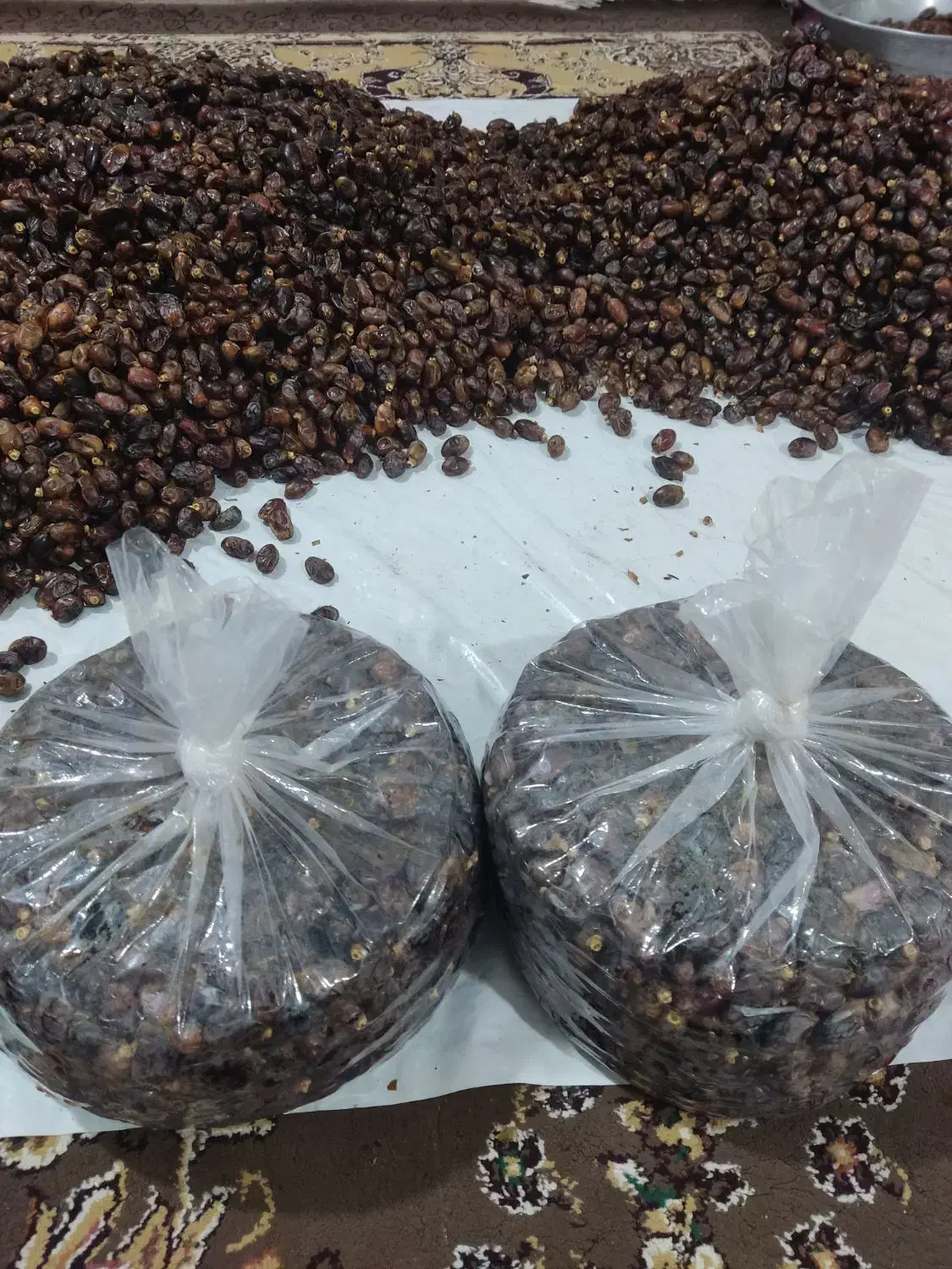 خرما درجه یک|خوردنی و آشامیدنی|کارون, |دیوار