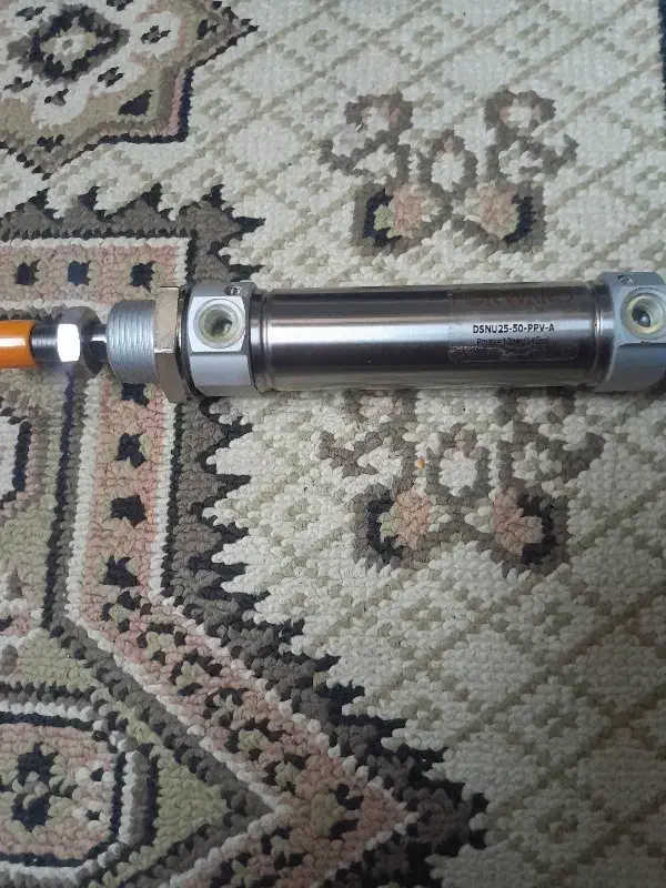 جک پنوماتیک قلمی ۳عدد|ابزارآلات|کوچصفهان, |دیوار