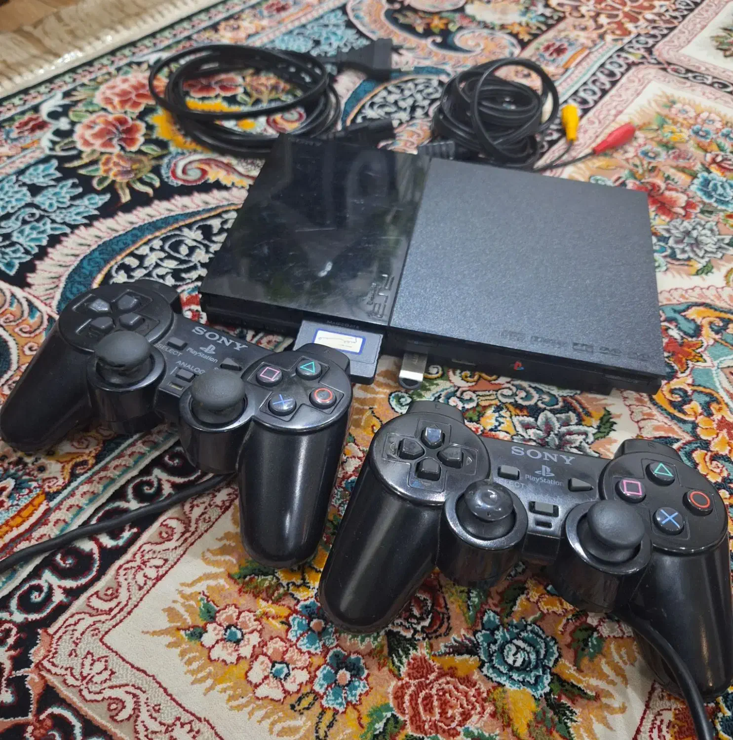 یک عدد پلستیشن ۲ فلشخور|کنسول، بازی ویدئویی و آنلاین|لنگرود, |دیوار