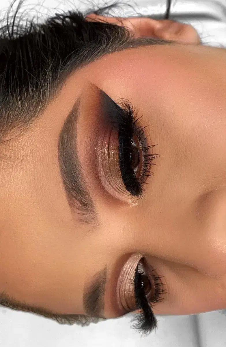 کاشت ناخن میکاپ آرایش کاشت مژه تتو پدیکور|خدمات آرایشگری و زیبایی|تبریز, |دیوار