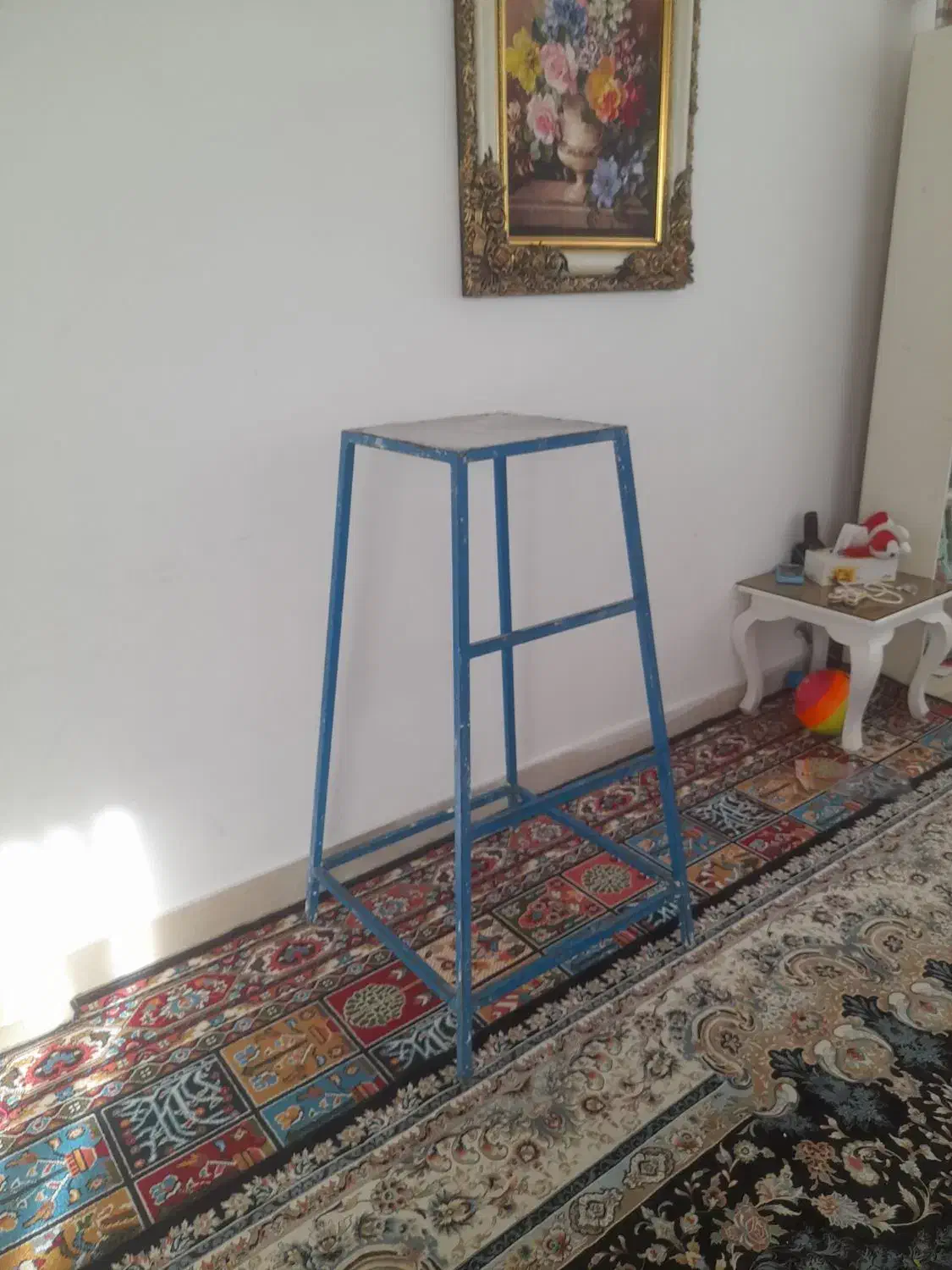 چهار پایه|صندلی و نیمکت|سنندج, |دیوار