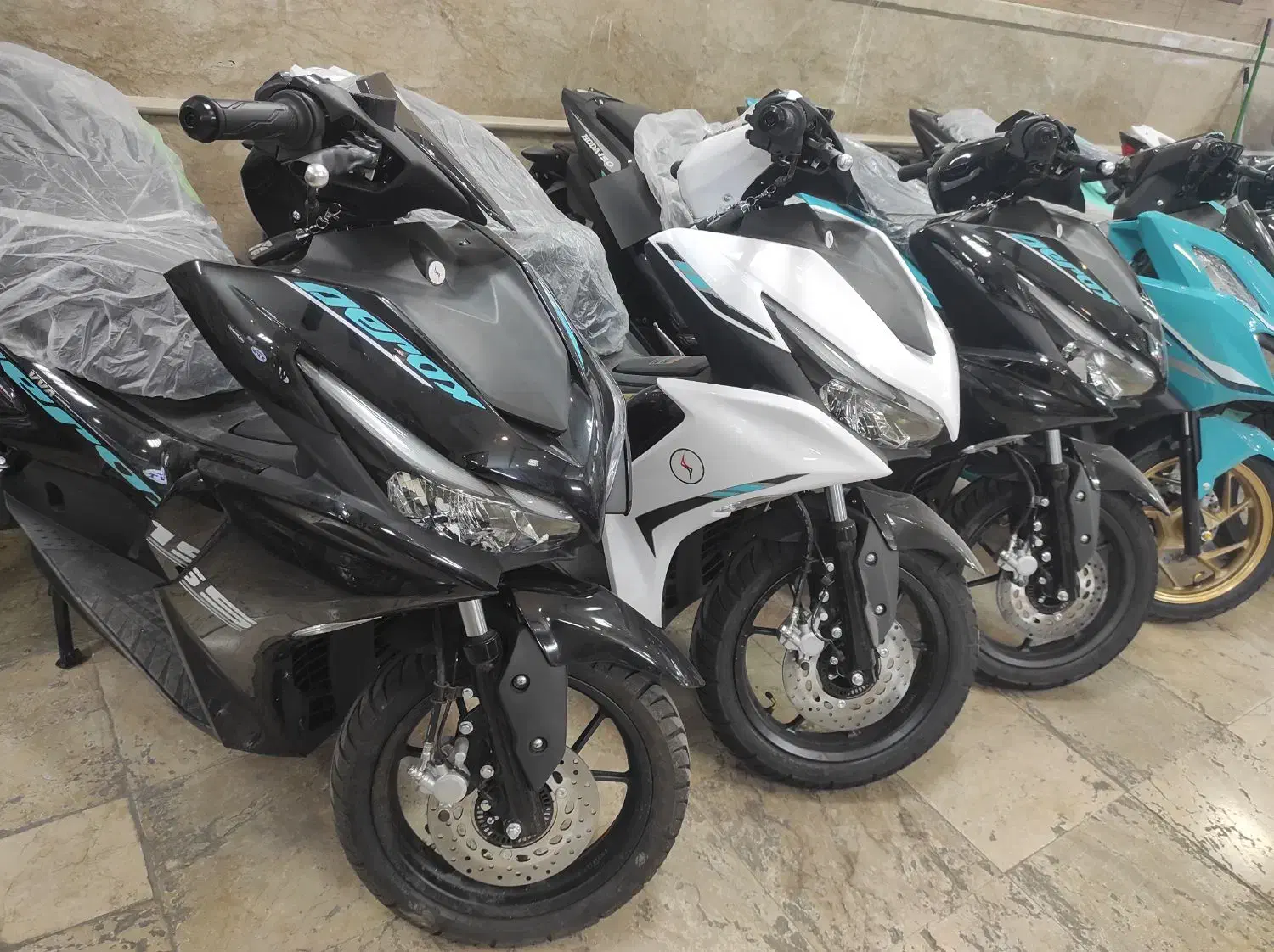 طرح ایروکس صفر ۱۴۰۴ زیر قیمت|موتورسیکلت|اصفهان, سرچشمه|دیوار