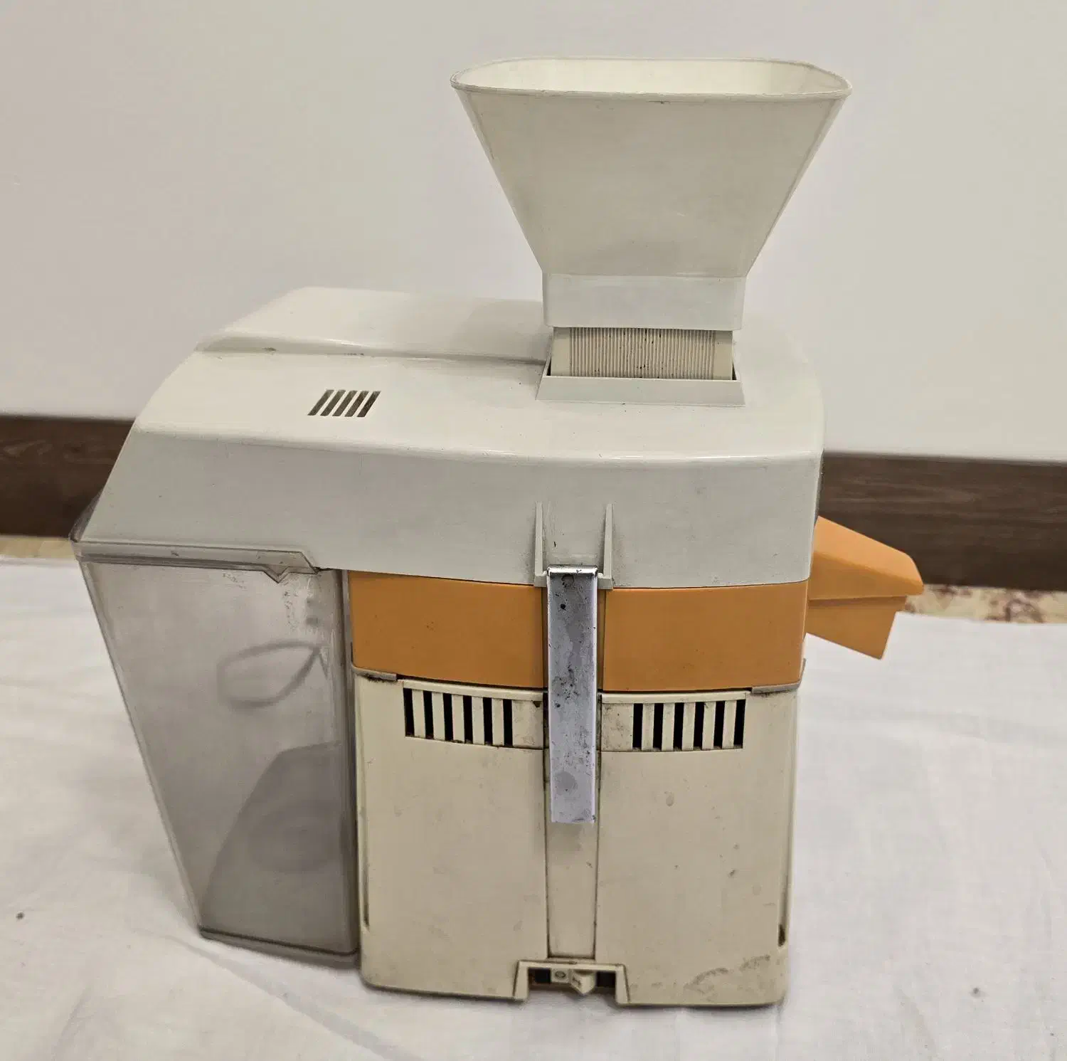 آبمیوه گیری برقی مولینکس ساخت فرانسه|آبمیوه‌گیر و آب‌مرکبات‌گیر|تهران, شهرک آزمایش|دیوار