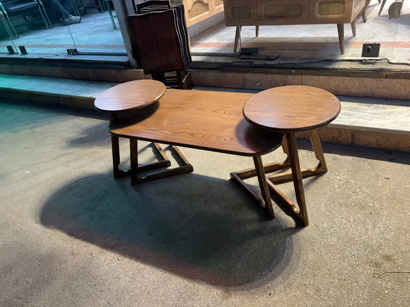 انواع جلومبلی میز تی وی ومبلمان وکنسول سرویس خواب|مبلمان خانگی و میز عسلی|مشهد, گرجی علیا|دیوار