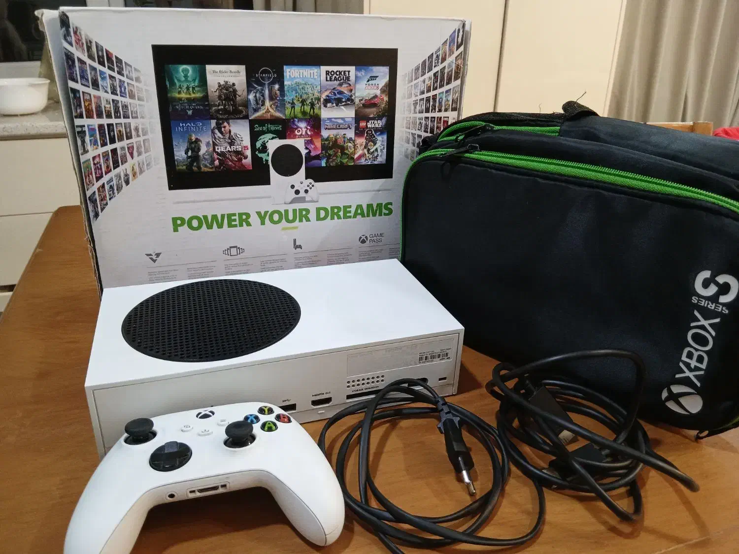 Xbox series s واقعا در حد نو|کنسول، بازی ویدئویی و آنلاین|سیاهکل, |دیوار