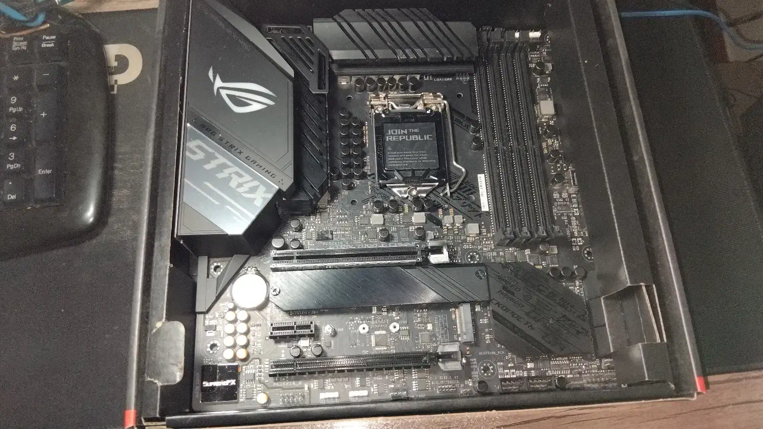 مادربورد  ROG Strix Z490 G|قطعات و لوازم جانبی رایانه|آذرشهر, |دیوار