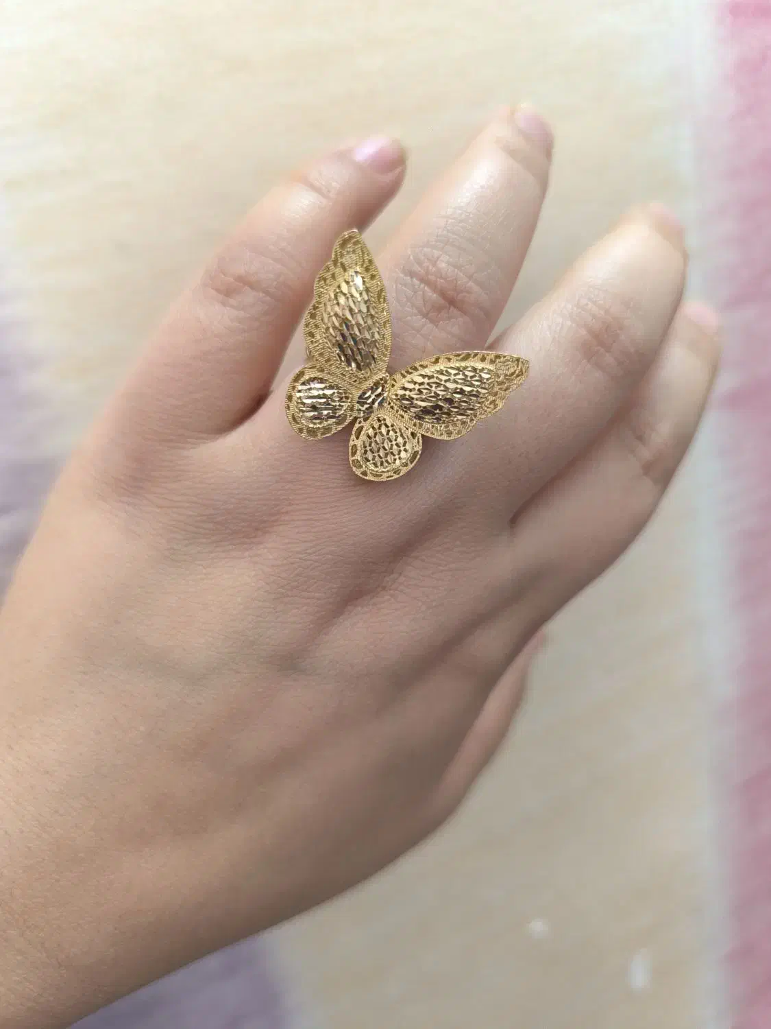 نونو|جواهرات|مشهد, شفا|دیوار