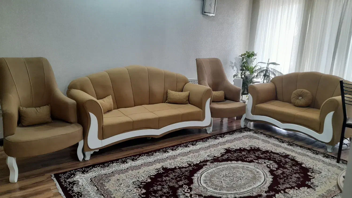 مبل هفت نفره سالم و تمیز بدون میز|مبلمان خانگی و میز عسلی|یزد, |دیوار