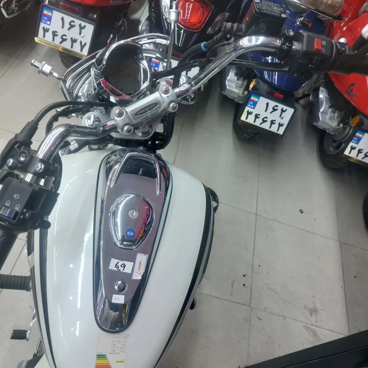 موتور باجاج آونجر 220 صفر گارانتیدار|موتورسیکلت|تهران, امجدیه (خاقانی)|دیوار