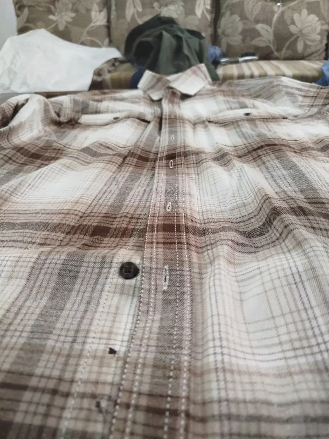 پیراهن پشمی|لباس|لاهیجان, شقایق|دیوار