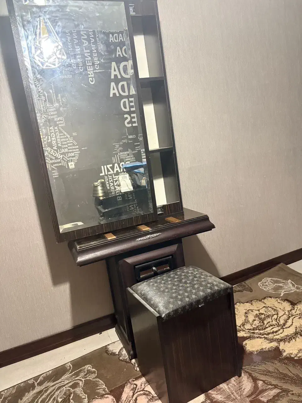 مقداری وسایل به فروش می‌رسد|حراج|سیرجان, |دیوار