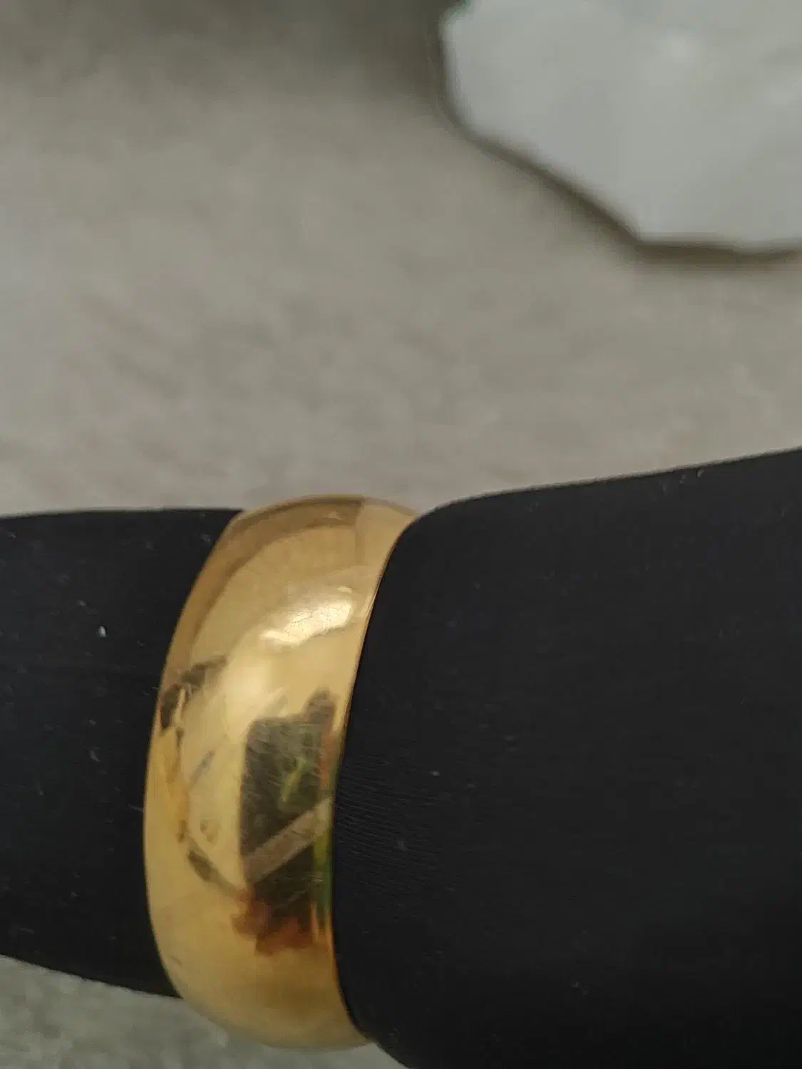 النگوطلا|جواهرات|قم, بنیاد|دیوار