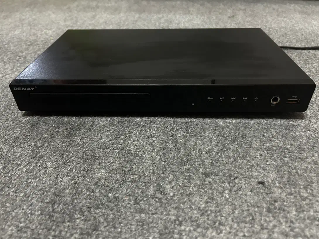 یک عدد دی وی دی پلیر denay|پخشکننده DVD و ویدیو|کرج, جهانشهر|دیوار