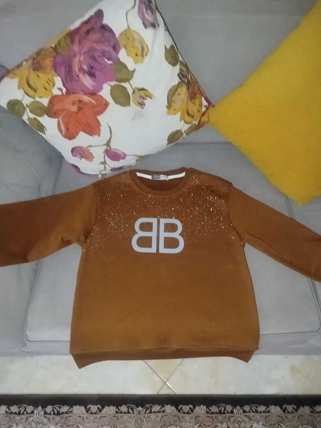 دورس داخل کرک|لباس|رودهن, |دیوار