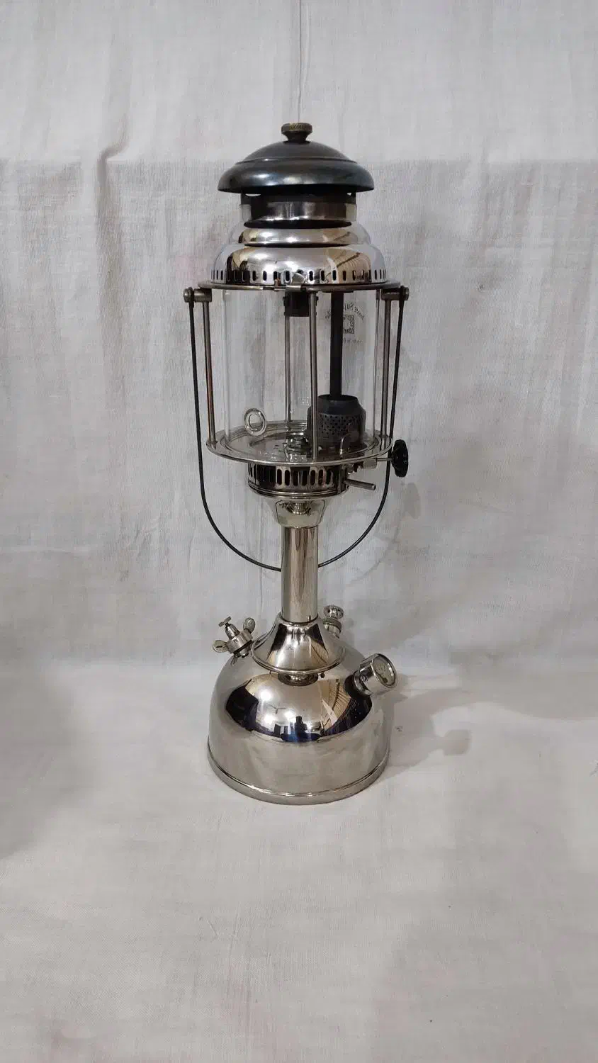 چراغ|کلکسیون اشیاء عتیقه|بابلسر, |دیوار