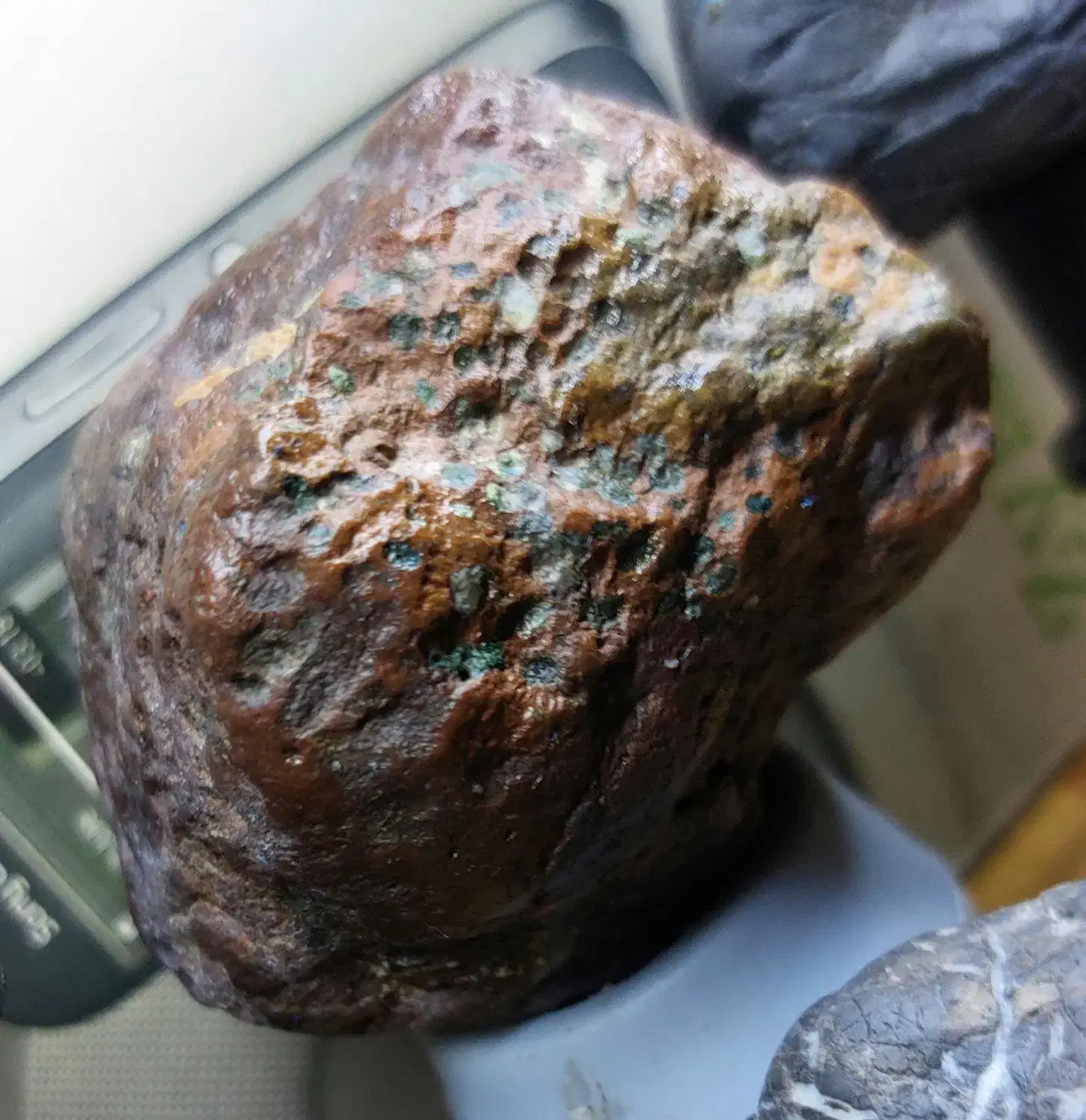 شهاب سنگ بعضی از سنگ ها آهن ربا هم هستن|کلکسیون اشیاء عتیقه|فردیس, سرحدی|دیوار