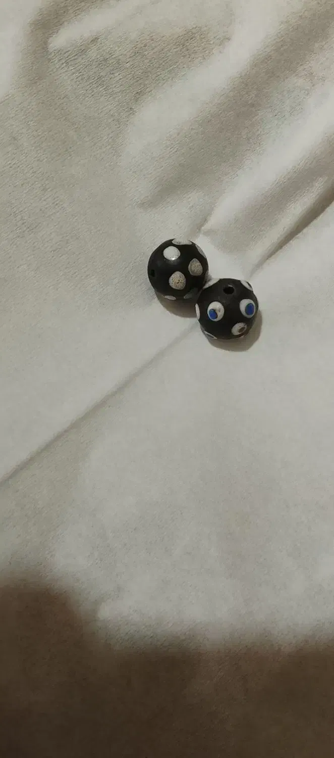 مهره چشم قدیمی|کلکسیون اشیاء عتیقه|شوشتر, |دیوار