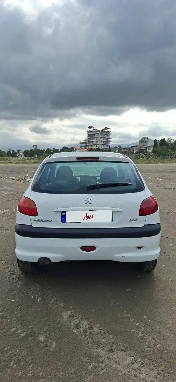 پژو۲۰۶ سفید|خودرو سواری و وانت|خرم‌آباد (تنکابن), |دیوار