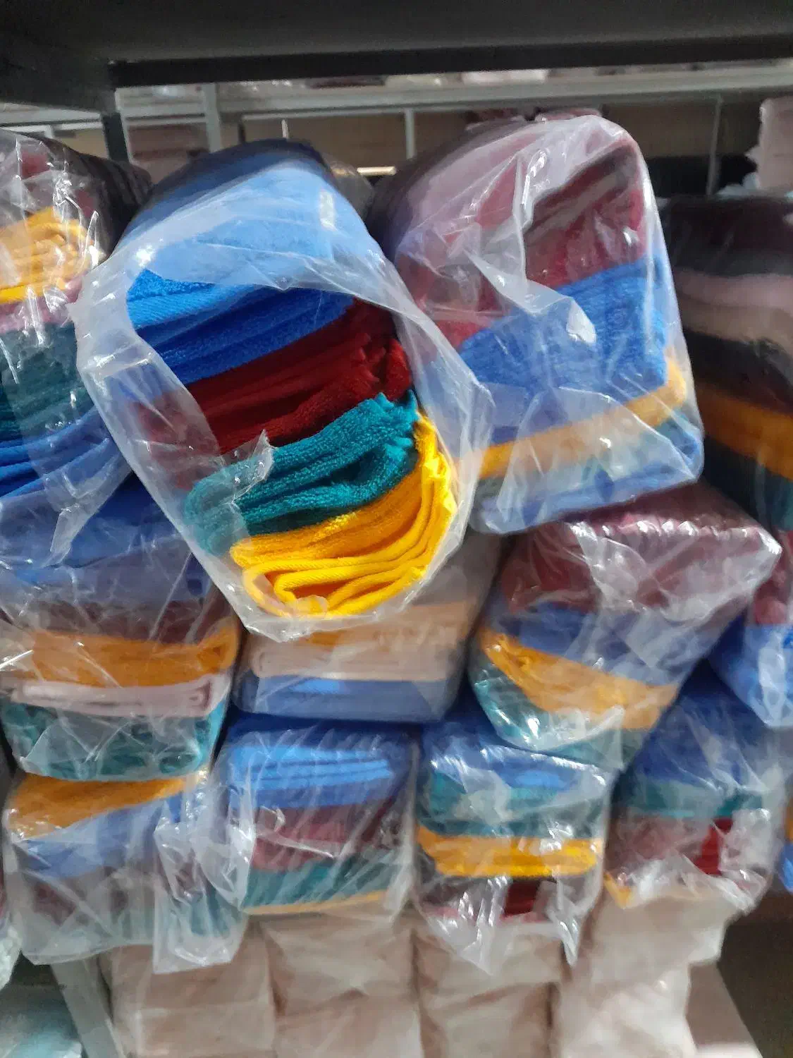 تولیدی حوله استخری و حوله حمامی|سفره، حوله، دستمال آشپزخانه|قرچک, شهرک صنعتی قرچک|دیوار