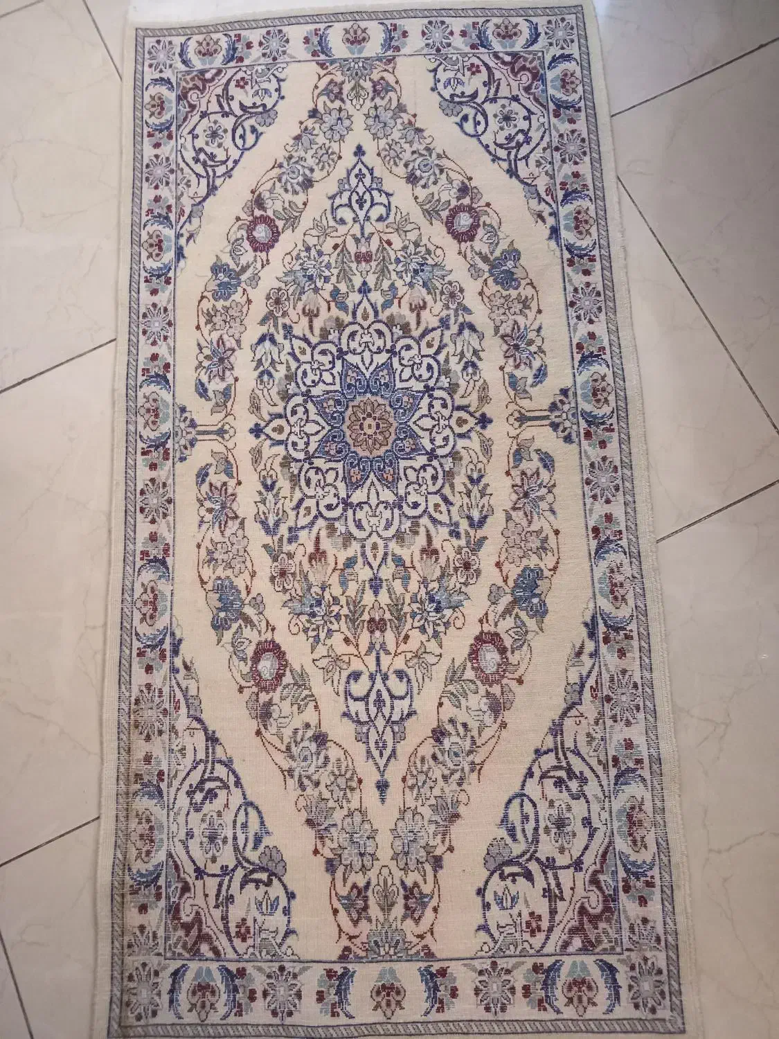 بنام خدا قالیچه ناعین قدیمی،۶لا۶۰رج|فرش|تهران, سنائی|دیوار