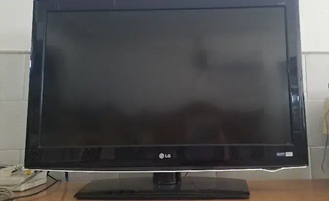 تلویزیون ۴۲ ال جی|تلویزیون و پروژکتور|رفسنجان, |دیوار