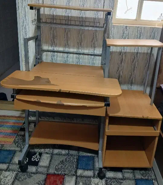 میز کامپیوتر|میز تحریر و کامپیوتر|دورود, |دیوار