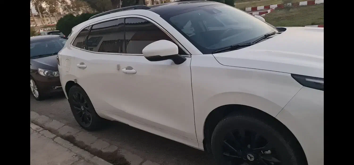 لاماری ۱۴۰۱ سفید صدفی وارداتی|خودرو سواری و وانت|گرگان, |دیوار