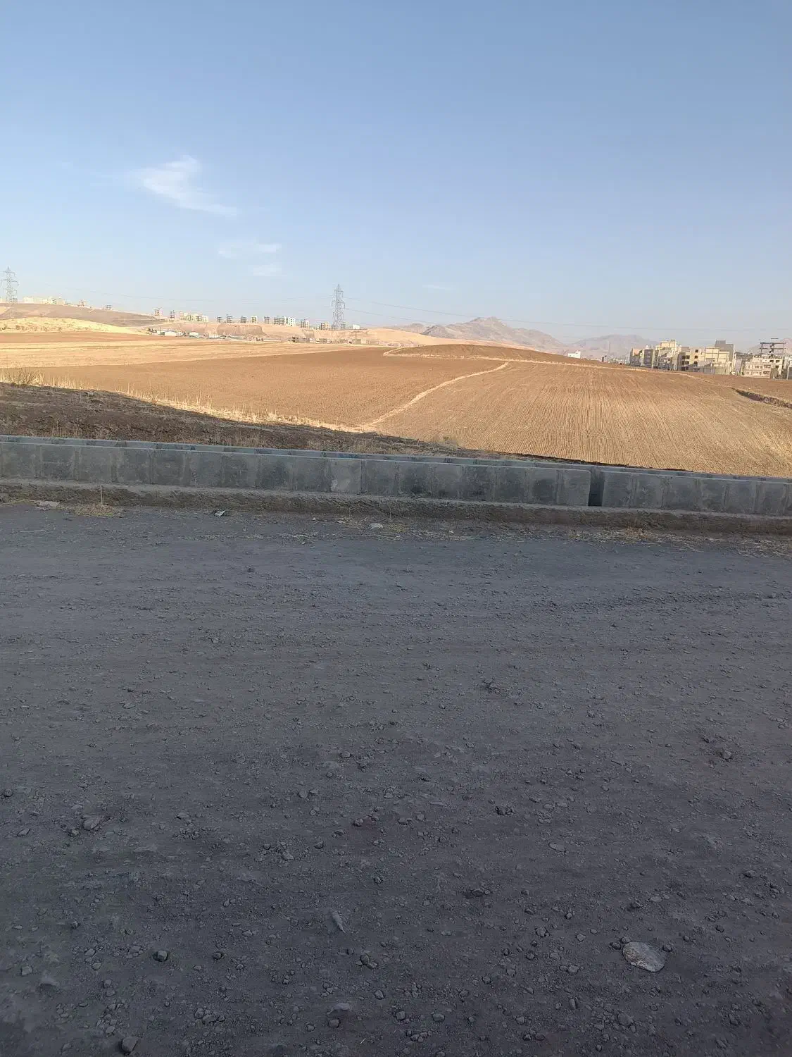 کارگر ساختمان|استخدام معماری، عمران و ساختمانی|کرمانشاه, |دیوار