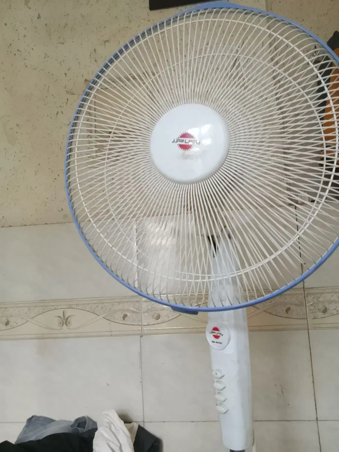 پنکه ایستاده  مدل 40*30|پنکه و تصفیه‌کنندهٔ هوا|شیراز, شیشه‌گری|دیوار