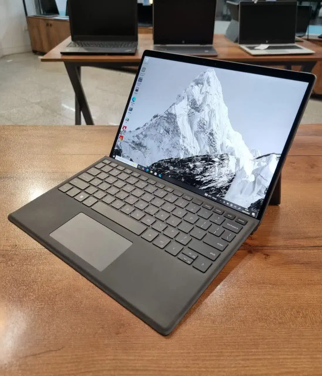 سرفیس‌اقساطی pro 8 قوی i5 نسل۱۱ رم 8و16 dell7320|رایانه همراه|مشهد, سراب|دیوار