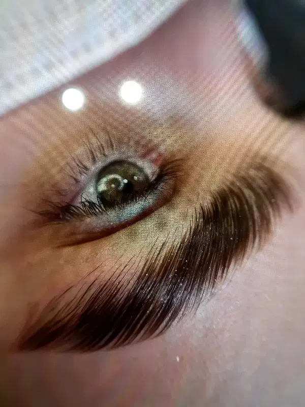 اکستنشن مژه ، لیفت و لمینت مژه و ابرو|خدمات آرایشگری و زیبایی|محمدیه-قزوین, |دیوار