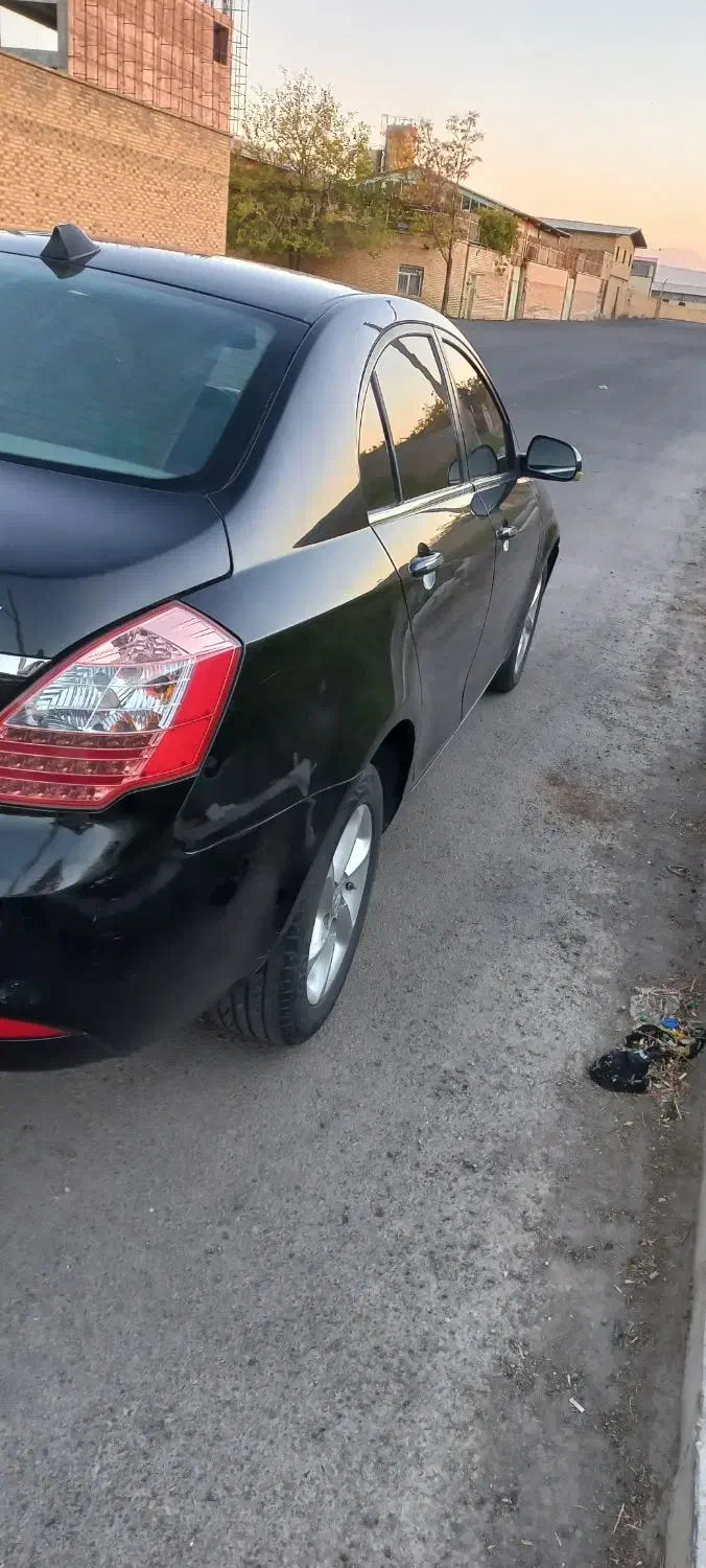 جیلی امگرند ۷ بی رنگ کامل|خودرو سواری و وانت|تبریز, |دیوار