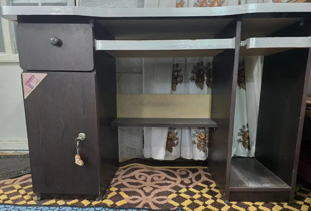 میز کامپیوتر|میز تحریر و کامپیوتر|قم, انصارالحسین|دیوار