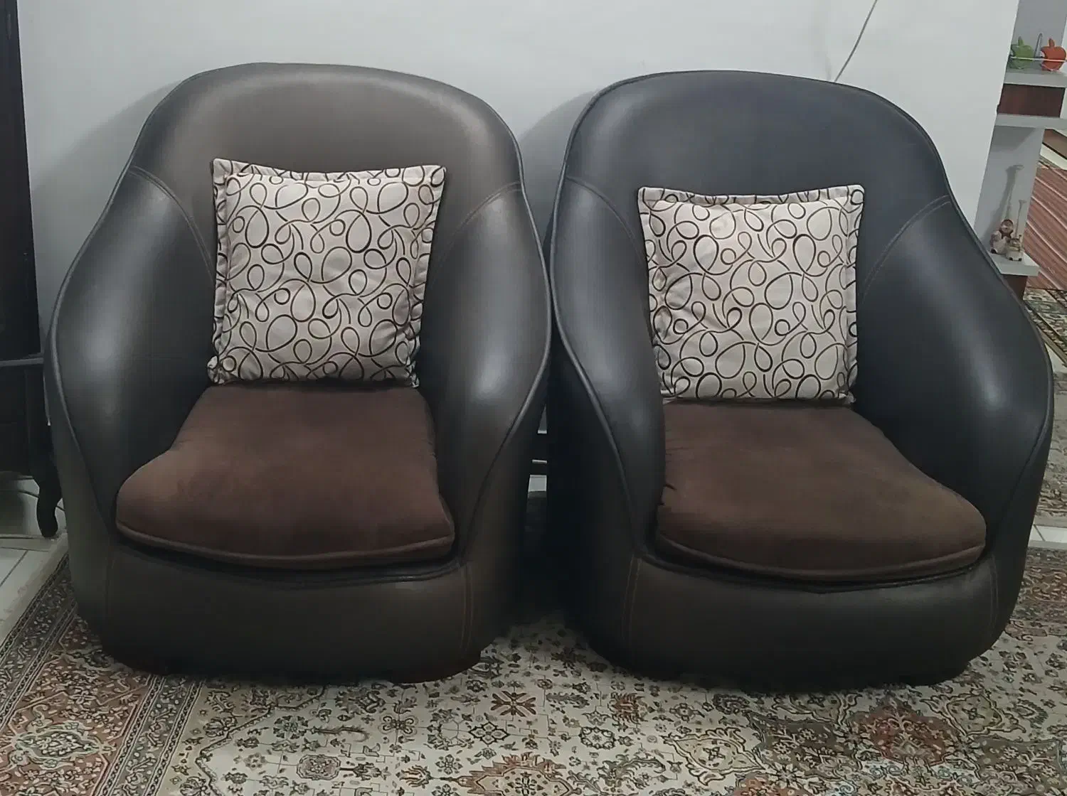 مبل راحتی ۸نفره|مبلمان خانگی و میز عسلی|لنگرود, |دیوار