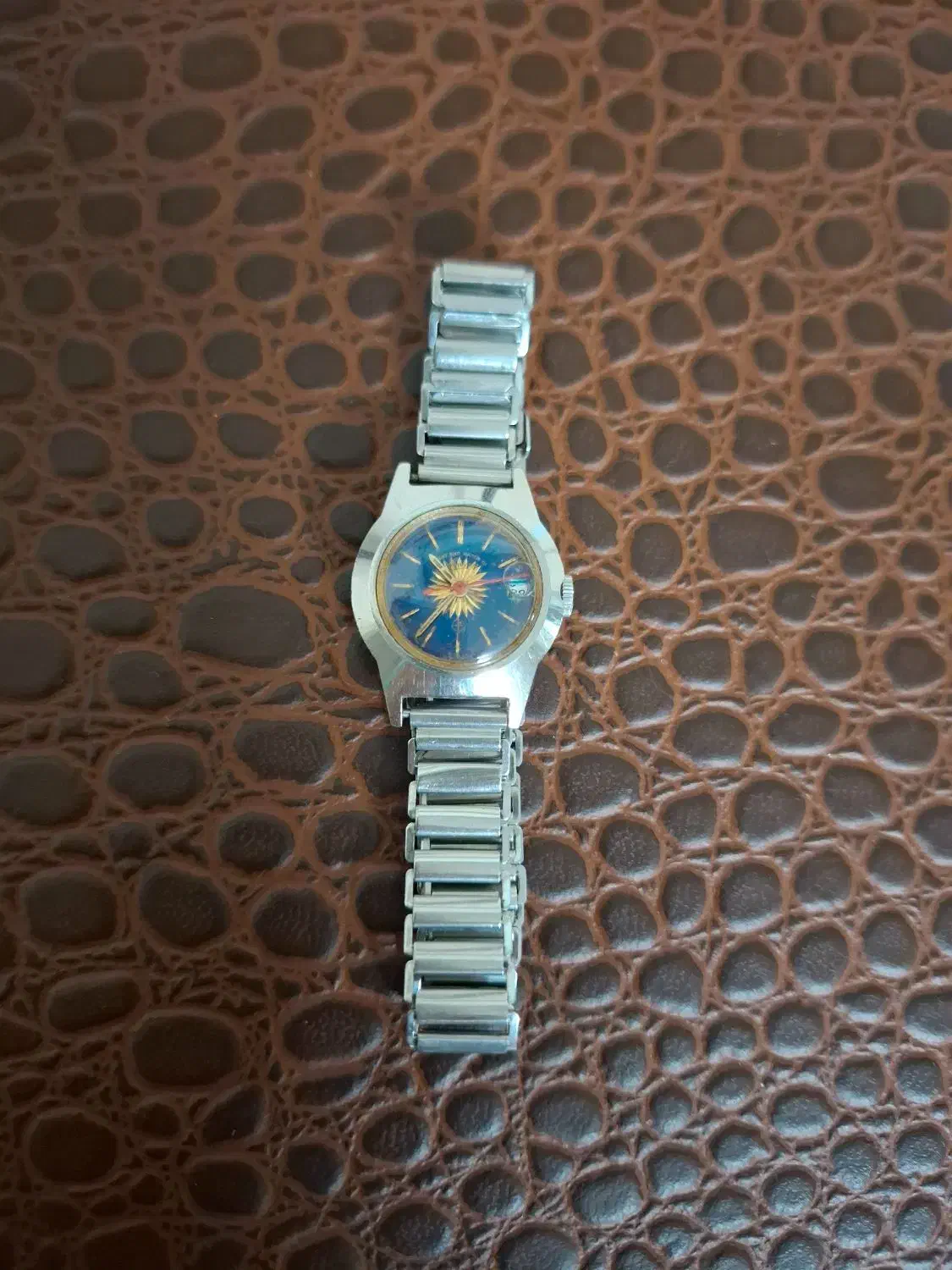 ساعت قدیمی زنانه وِست این واچ|فعالیت داوطلبانه|اسلامشهر, مطهری|دیوار