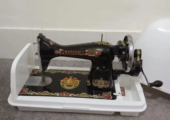 چرخ خیاطی|چرخ خیاطی و ریسندگی|قائن, |دیوار