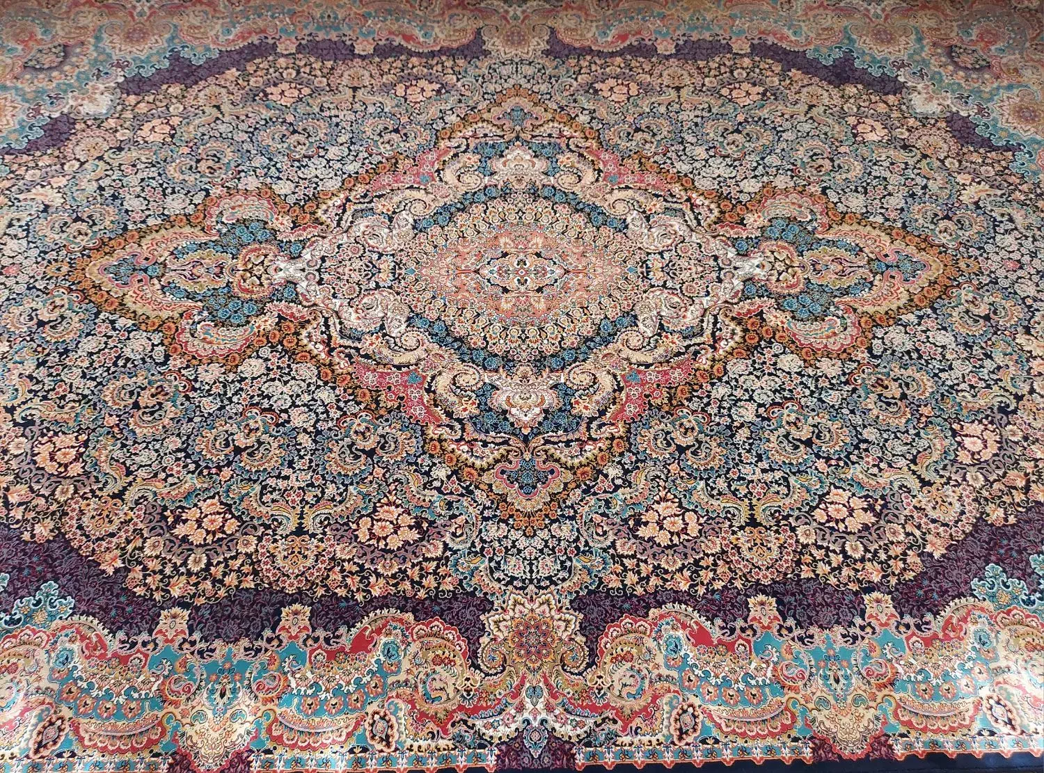 یه جفت فرش شبیه هم(یه۶ویه۹)۱۰۰۰شانه پاتریس|فرش|ورامین, ورامین|دیوار