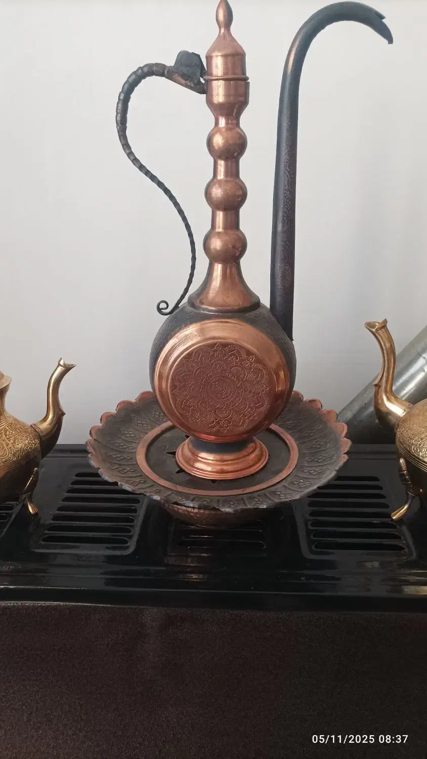 دکوری برنزی|قوری، کتری، قهوه‌ساز دستی|خوی, |دیوار