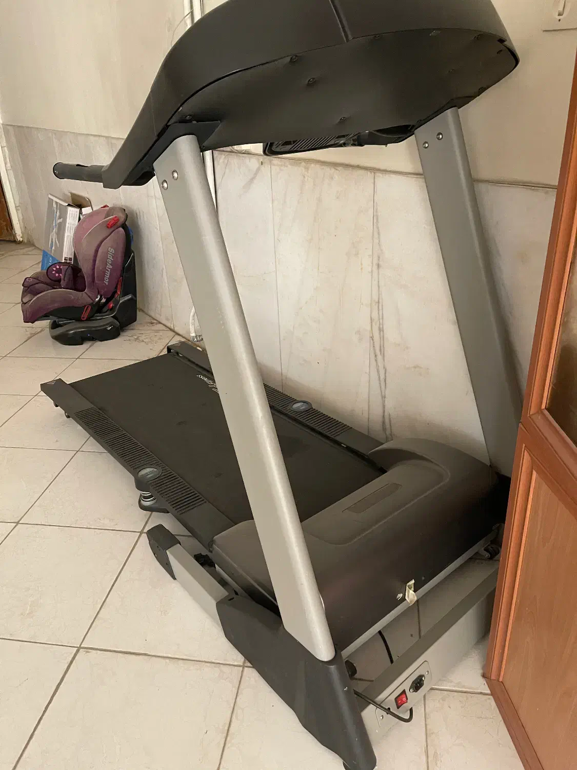 یک عدد تردمیل برند فورد|تجهیزات ورزشی|اصفهان, عباس‌آباد|دیوار