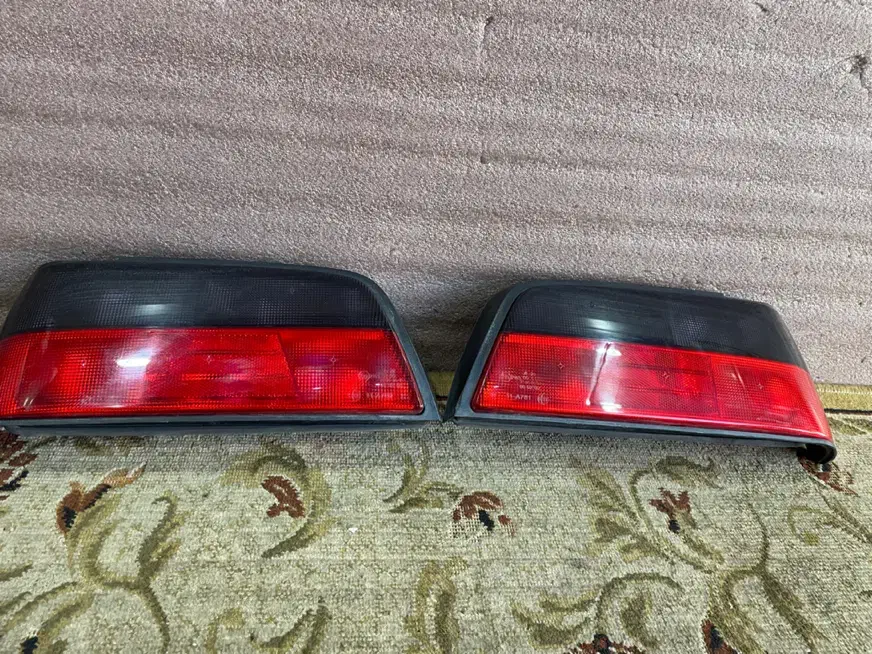 چراغ عقب پژو پارس دودی|قطعات یدکی و لوازم جانبی|بانه, |دیوار