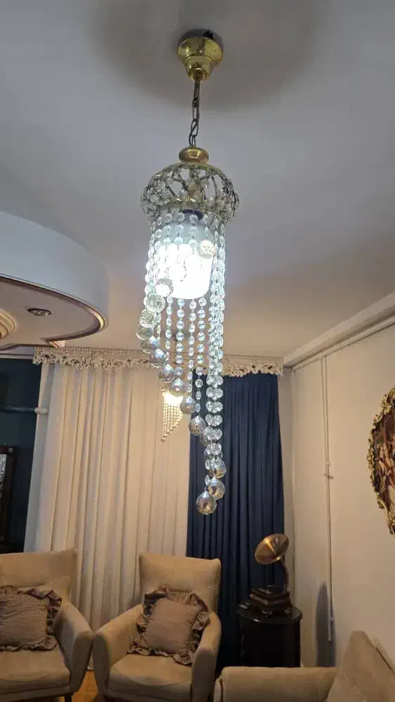 لوستر چهار تا هستن|لوستر و چراغ آویز|اهواز, کوی فرهنگیان ۱|دیوار